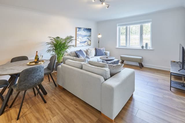 Freshwater View, Whitby - Host & Stay