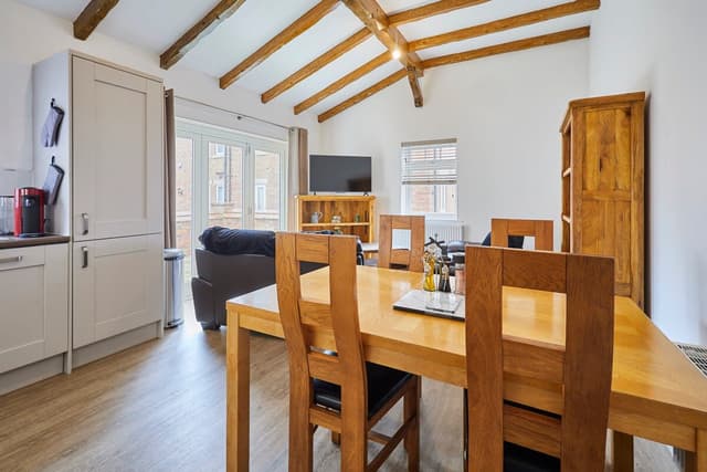Jubilee Close, Filey - Host & Stay