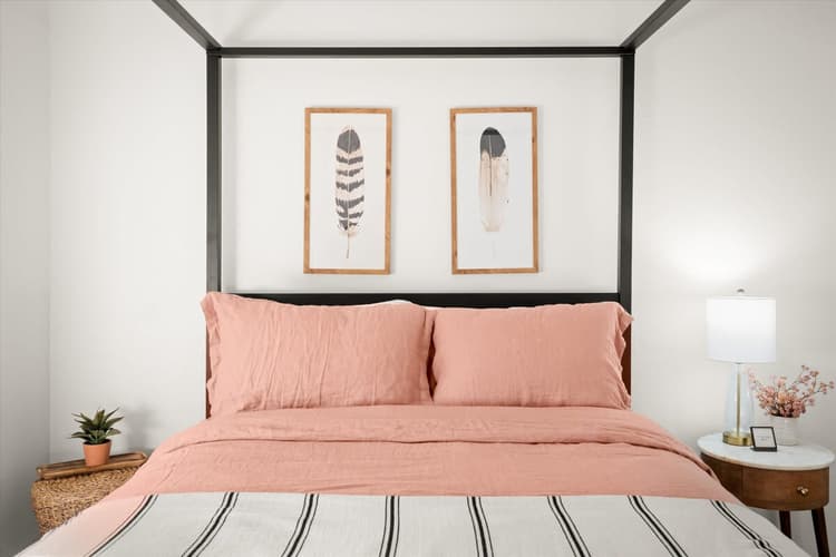 Upstairs Bedroom 2