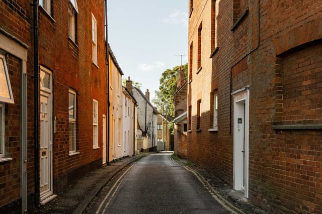 Manor View, Fakenham - Host & Stay 