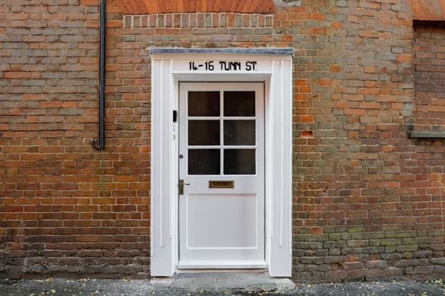 Manor View, Fakenham - Host & Stay 
