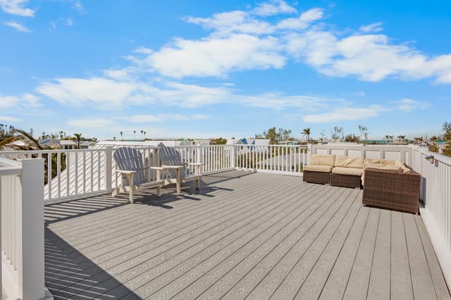 Rooftop Deck