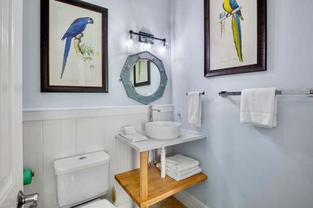 Second Bedroom, Ensuite Bathroom