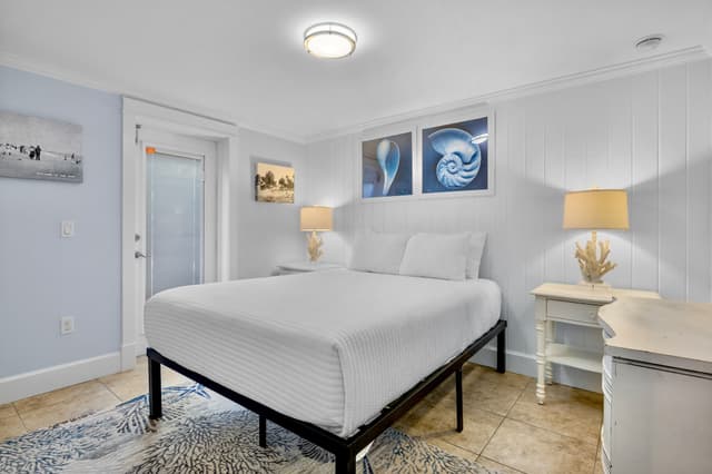 Fourth Bedroom, King bed