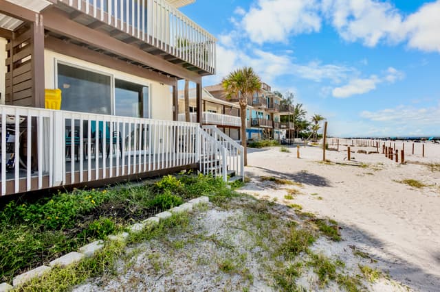 Back Patio, Beach View