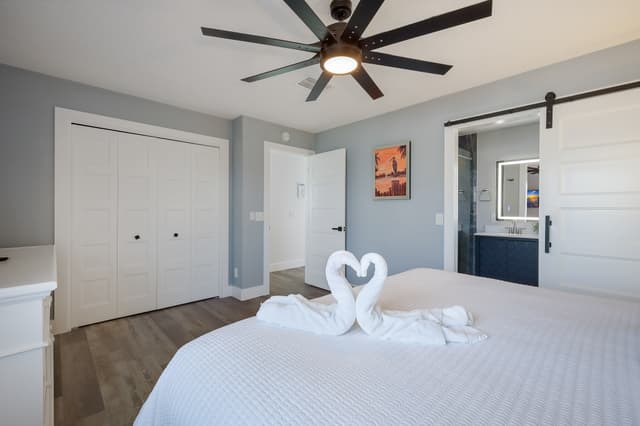 Third Bedroom - King