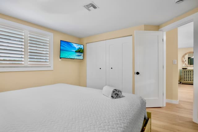Primary Bedroom, King bed