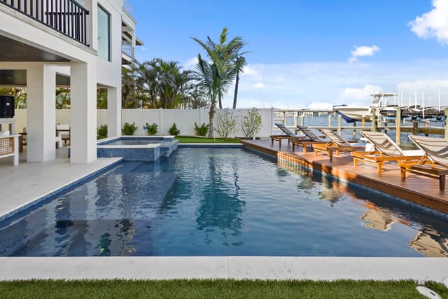 Private pool