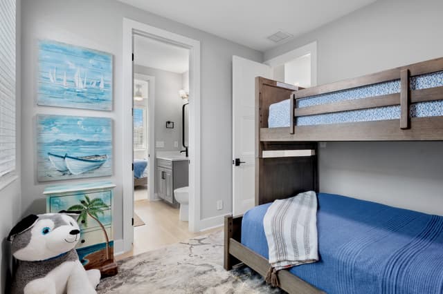 Third Bedroom, Twin/Full Bunk