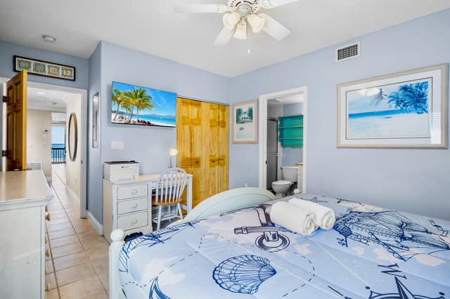 Primary Bedroom, King