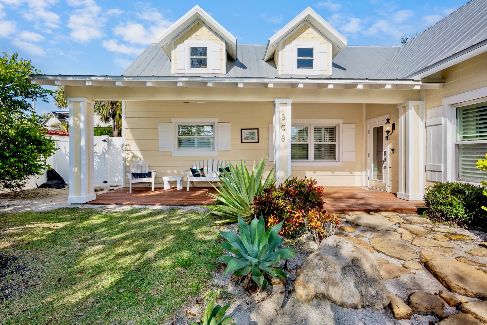 Sunshine Reef — photo 2