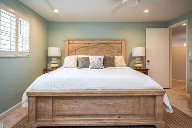 Primary Bedroom, King