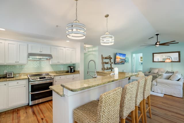 Kitchen island bar