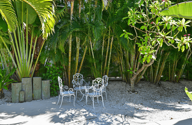 Private Front Patio