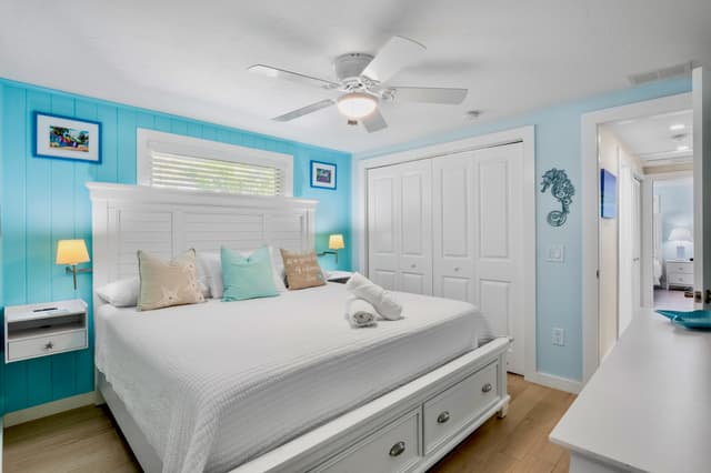 Primary Bedroom - King