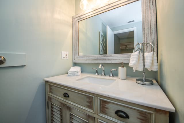 Primary Bathroom, Ensuite