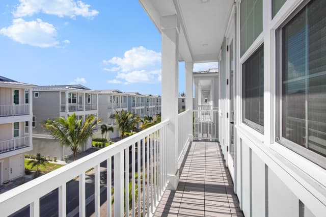 Second Bedroom, Balcony
