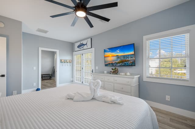 Primary Bedroom - King