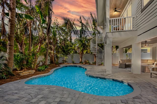 Private Pool