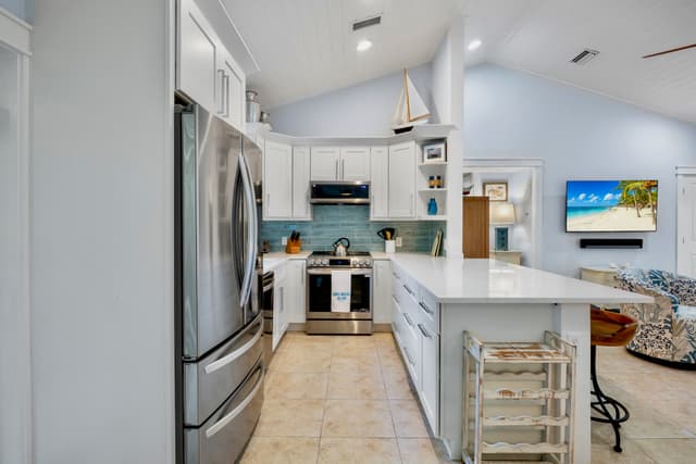 Fully equipped modern kitchen