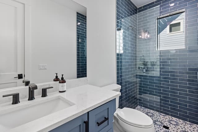 Primary Bathroom, Ensuite