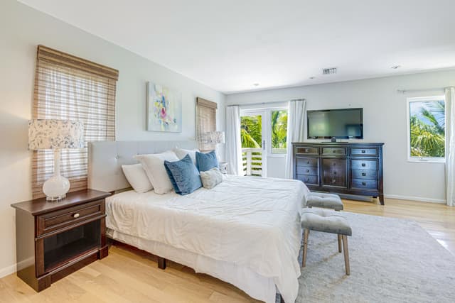 Primary Bedroom, King