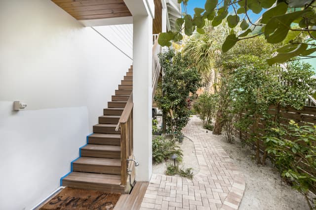 Side Stairs