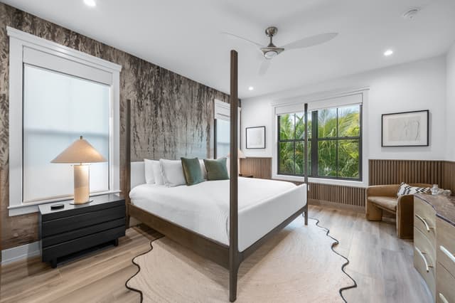 Primary Bedroom, King