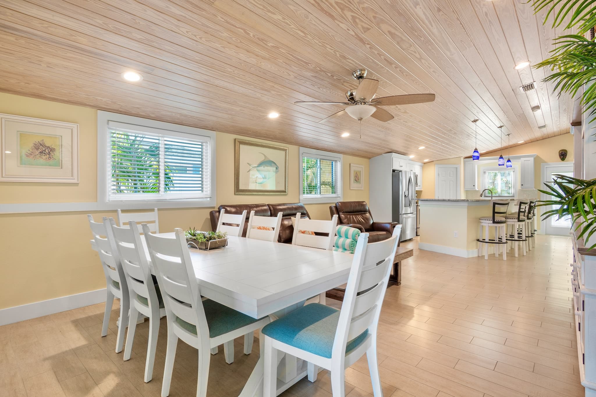 Bean Point Bungalow — photo 8