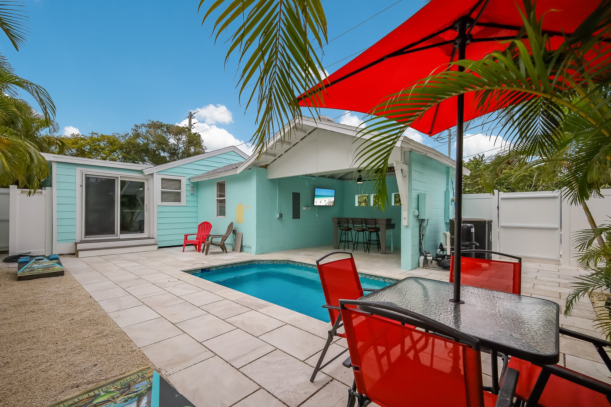 Gulf Shore Cottage — photo 1