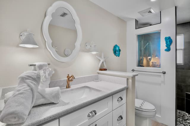 Primary Bathroom - Ensuite