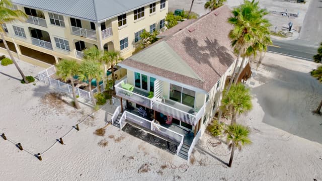 Beachfront property - Capri Condo D by Anna Maria Vacations