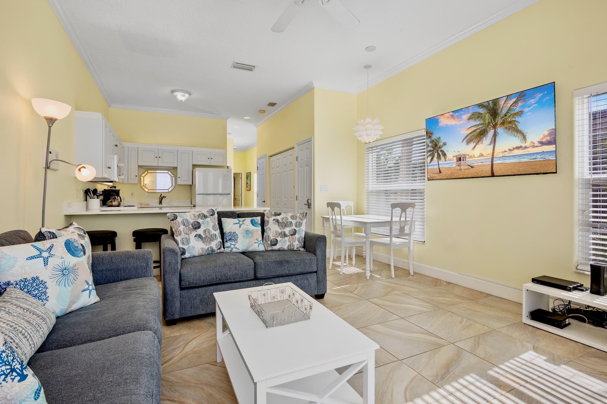 Capri Condo D — photo 6