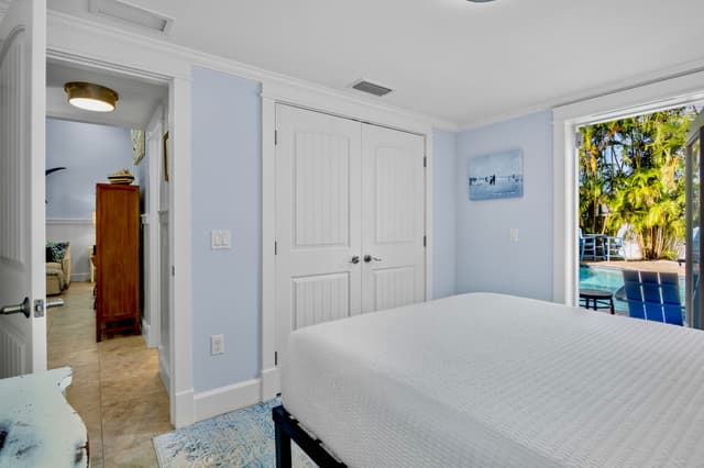 Fourth Bedroom, King bed