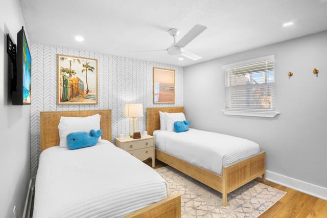 Second Bedroom, Two Twins