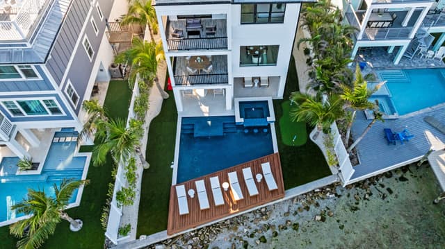 House with Pool