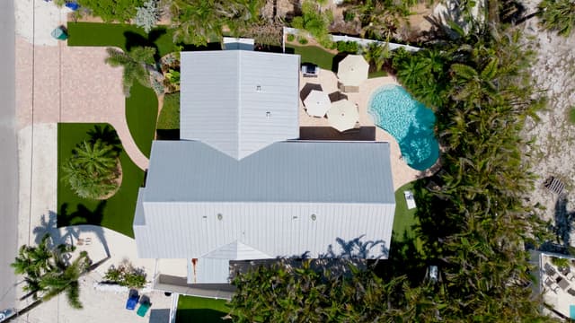 North End Chic by Anna Maria Island Accommodations