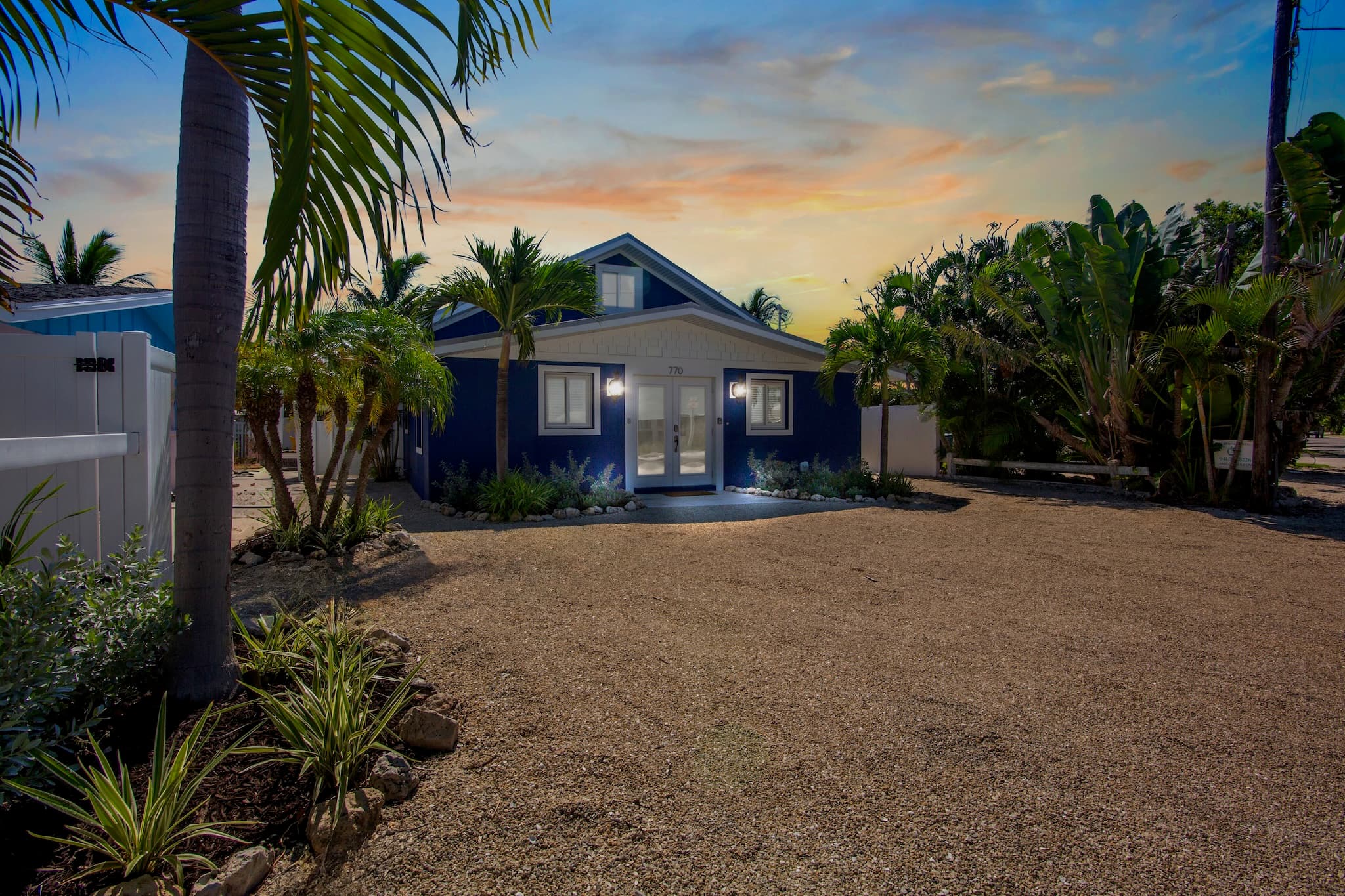 Bean Point Bungalow — photo 3