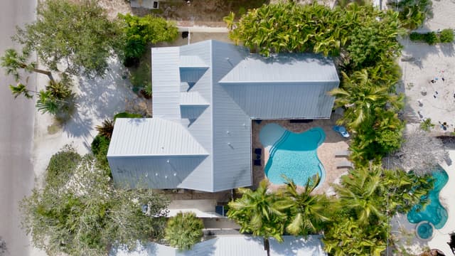 Sunshine Reef by Anna Maria Vacations