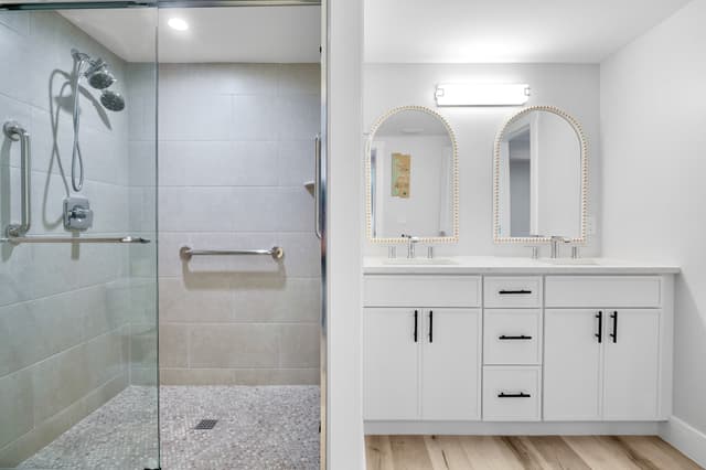 Primary Ensuite Bathroom