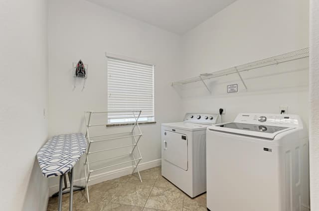 Laundry Room - Anna Maria Island Locals