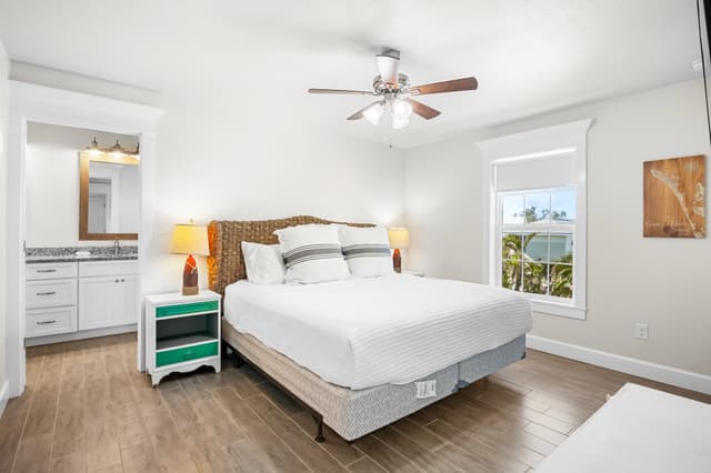 Primary Bedroom - King