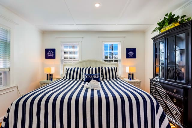 Primary Bedroom - King