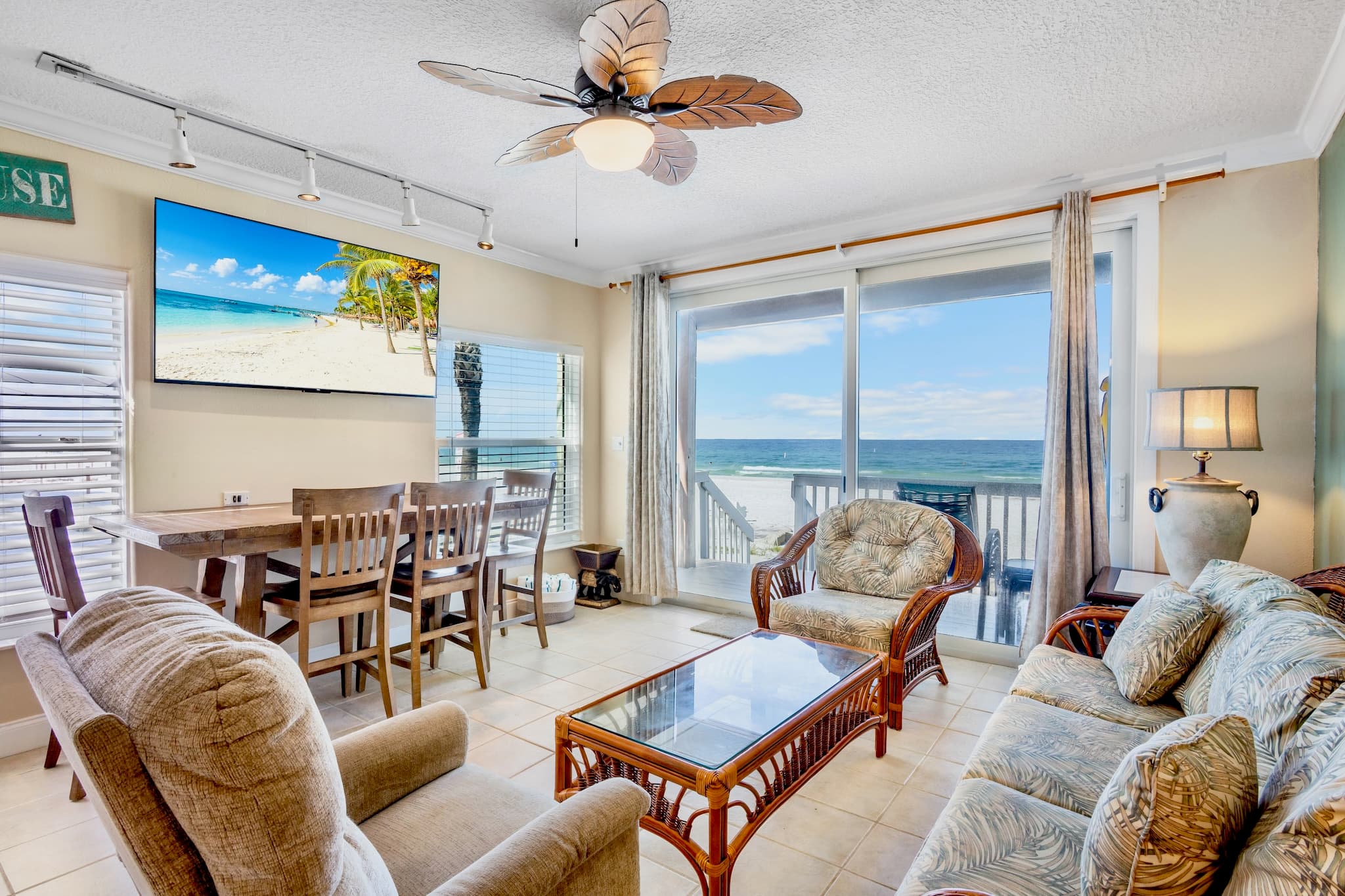 Captain Ron's Beach Pad — photo 8