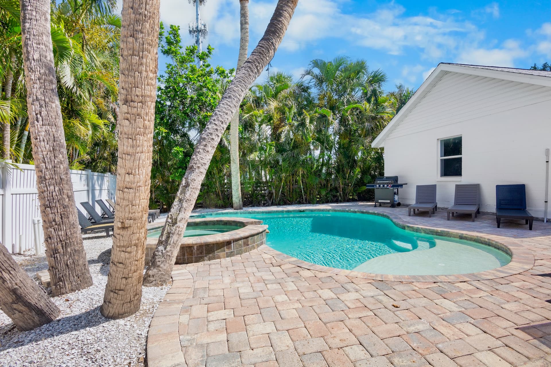 Private Pool and Spa