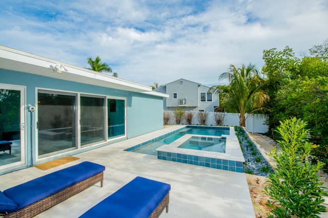 Private Pool and Spa