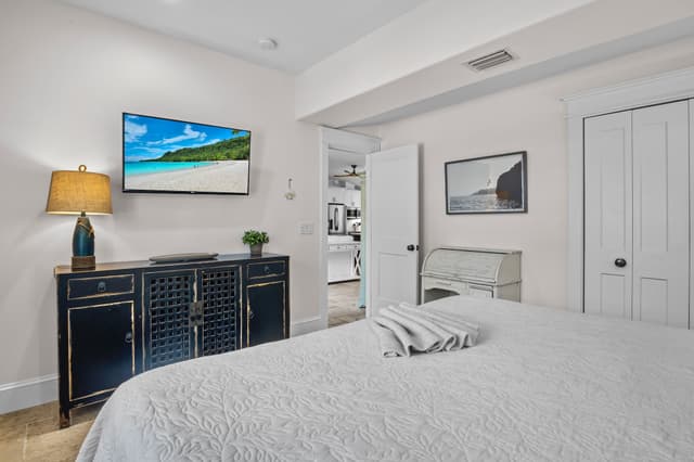 Third Bedroom, King