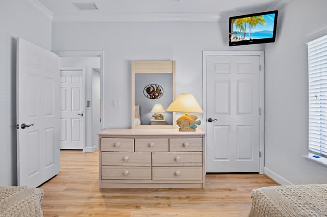 Third Bedroom, 2 Twin beds