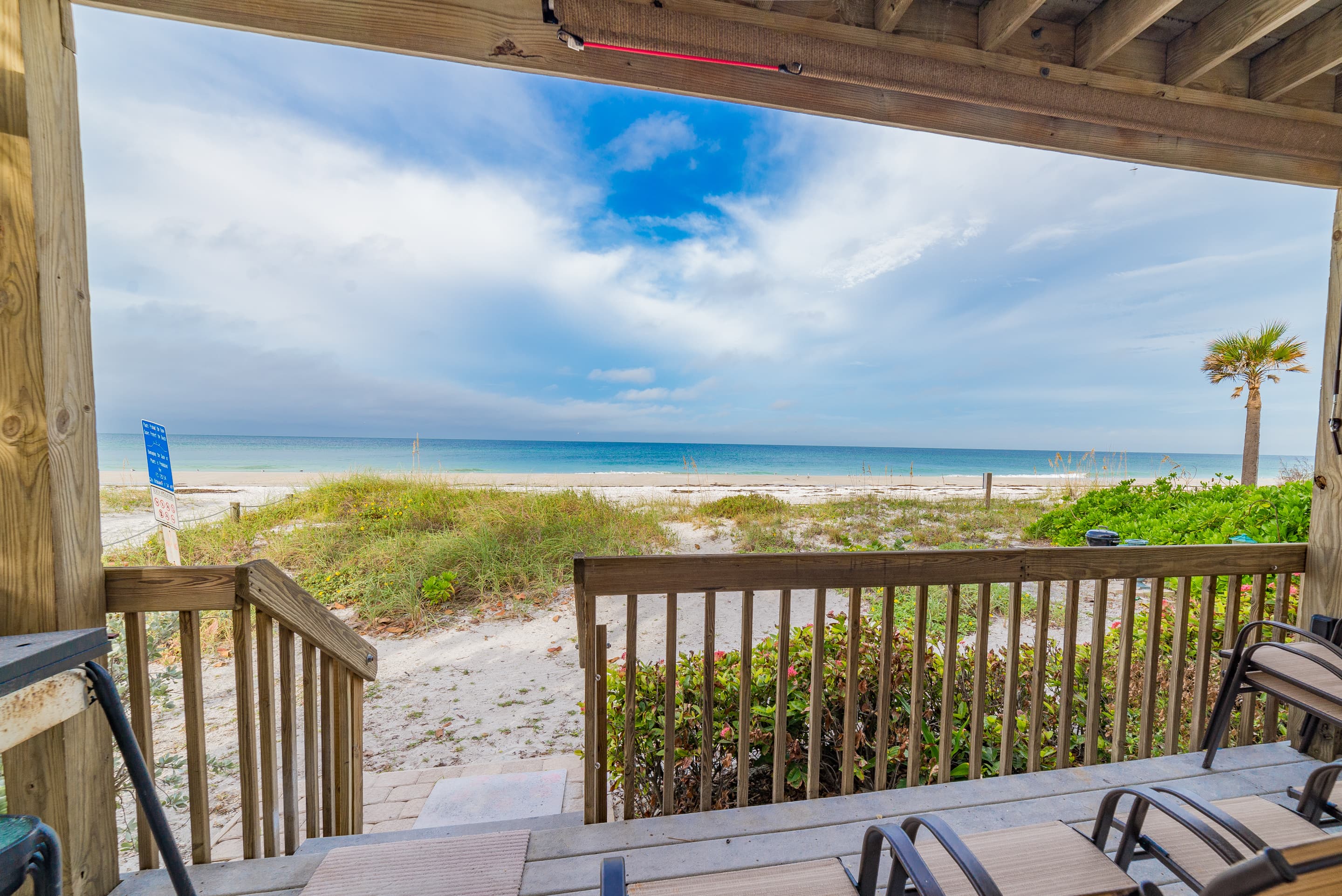 Captain Ron's Beach Pad — photo 1
