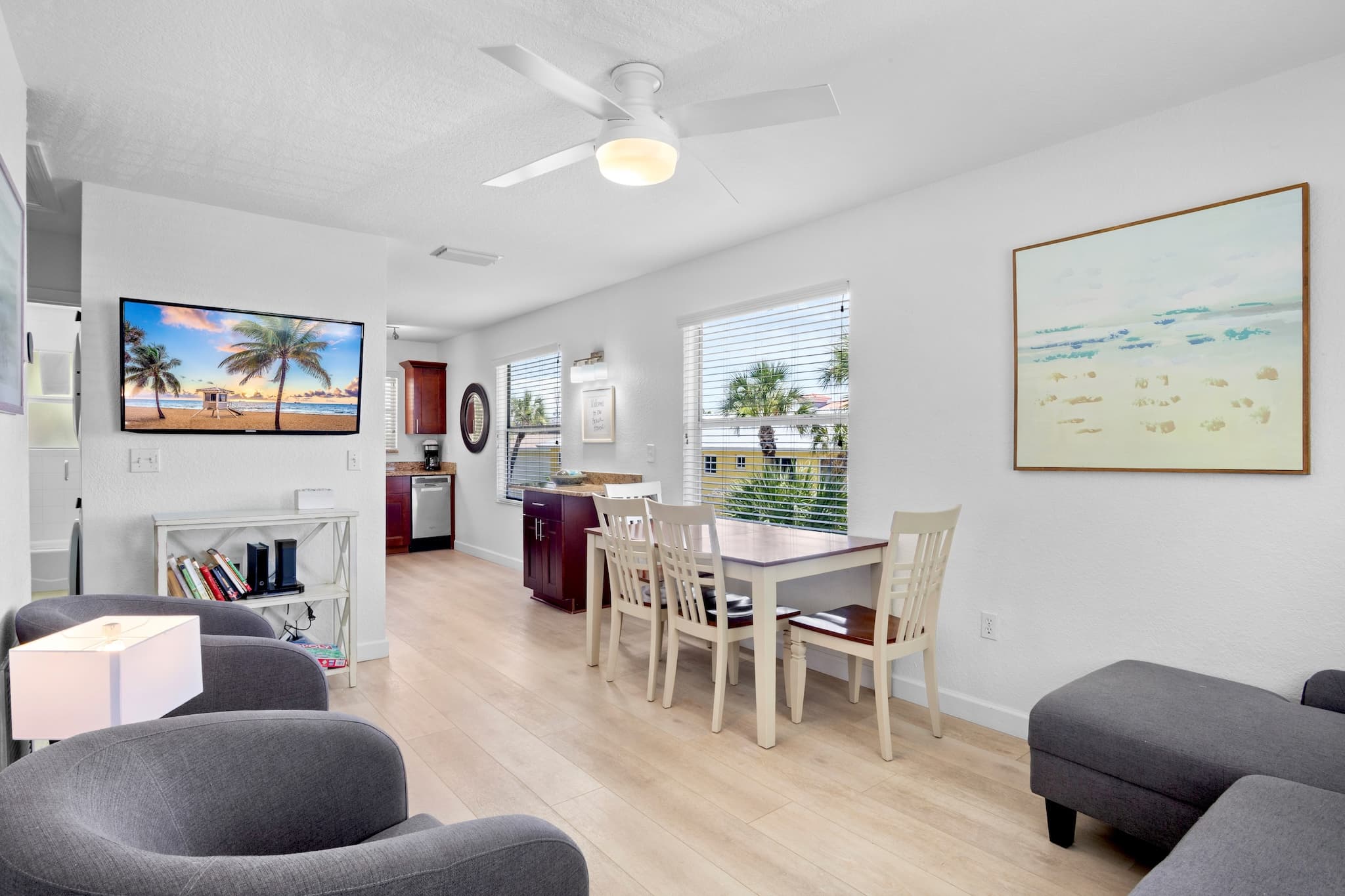 Beach Sunrise Villa — photo 3